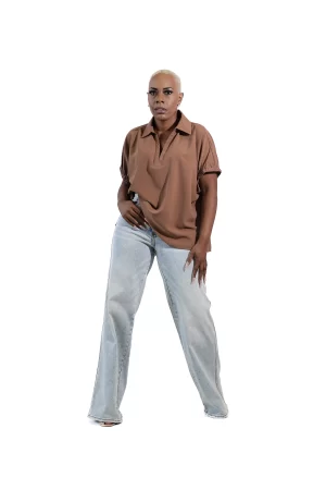 Alternative view of Solid Short Sleeve Split Collar Side Slit Hem Top