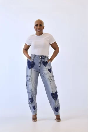 Washed Heart Details Mid Rise Strech Jeans